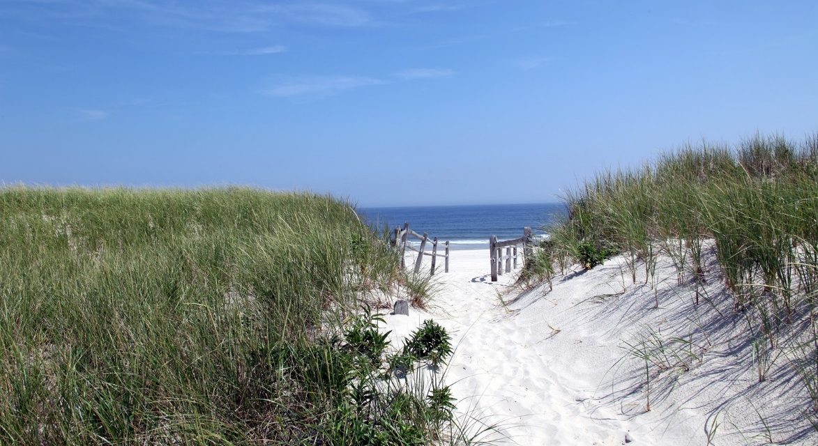 Is it Illegal to Trespass on Dunes at the Jersey Shore?